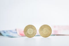 50 mynt och sedlar för Taiwan dollar Arkivbild