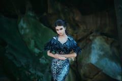 Mädchen - schwarzer Rabe stockbilder Mädchen - schwarzer Rabe stockbilder
