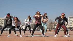 Mädchenjugendhip-hop-Tanzmannschaft Mädchenjugendhip-hop-Tanzmannschaft