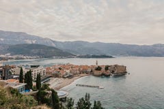 Naai mening aan de Oude Stad od Budva in Montenegro stock fotografie Naai mening aan de Oude Stad od Budva in Montenegro stock fotografie