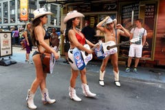 Naakte Veedrijfsters en Cowboy stock foto Naakte Veedrijfsters en Cowboy stock foto