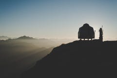 Nachtlager auf dem hohen Berg mit sch?ner natrual Landschaft oben stockfoto Nachtlager auf dem hohen Berg mit sch?ner natrual Landschaft oben stockfoto