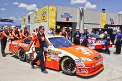 NASCAR - Carro de Logano de Garae da área na raça pre Fotos de Stock NASCAR - Carro de Logano de Garae da área na raça pre Fotos de Stock