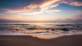 Nascer do sol sobre a praia, vídeo Nascer do sol sobre a praia, vídeo