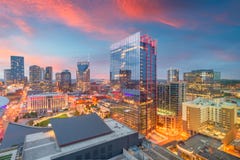 Nashville, Tennessee, im Stadtzentrum gelegenes Stadtbild USA lizenzfreie stockfotos Nashville, Tennessee, im Stadtzentrum gelegenes Stadtbild USA lizenzfreie stockfotos
