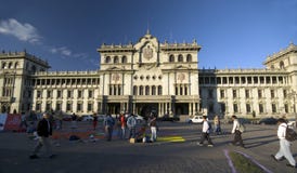 Nationaler Palast Guatemala City lizenzfreies stockfoto Nationaler Palast Guatemala City lizenzfreies stockfoto