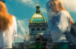 Nationalmuseum in Prag nach Rekonstruktion stockfoto Nationalmuseum in Prag nach Rekonstruktion stockfoto