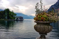 Natura morta di autunno sul lago garda fotografia stock libera da diritti Natura morta di autunno sul lago garda fotografia stock libera da diritti