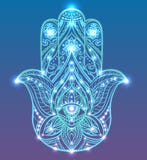 Neonillustratie van blauwe Hamsa met bohopatroon met neonlichten en gloed Buddhashand royalty-vrije illustratie Neonillustratie van blauwe Hamsa met bohopatroon met neonlichten en gloed Buddhashand royalty-vrije illustratie