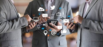 Networking gadki Komunikacyjna Online Ogólnospołeczna medialna ogólnospołeczna sieć zdjęcia royalty free Networking gadki Komunikacyjna Online Ogólnospołeczna medialna ogólnospołeczna sieć zdjęcia royalty free