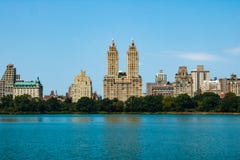 NEW YORK, Etats-Unis - 30 août 2018 : New York City Vue de Manhattan de Central Park photo libre de droits NEW YORK, Etats-Unis - 30 août 2018 : New York City Vue de Manhattan de Central Park photo libre de droits