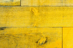 Nieociosane stare grungy i wietrzeć kolor żółty ściany drewniane deski jako drewniana tekstura zdjęcie stock Nieociosane stare grungy i wietrzeć kolor żółty ściany drewniane deski jako drewniana tekstura zdjęcie stock