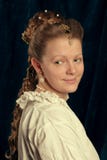 Nightgown красивой длинной девушки волос белокурой нося стоковые изображения rf Nightgown красивой длинной девушки волос белокурой нося стоковые изображения rf