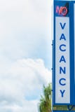 Ninguna muestra del motel de la vacante fotografía de archivo libre de regalías Ninguna muestra del motel de la vacante fotografía de archivo libre de regalías