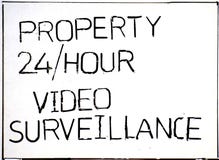 Ninguna trenza que pasa la propiedad bajo vigilancia video foto de archivo libre de regalías Ninguna trenza que pasa la propiedad bajo vigilancia video foto de archivo libre de regalías
