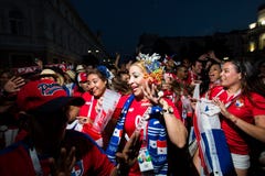 Nischni Nowgorod, Russland Juni 2018: Fußballfane kamen zu Nischni Nowgorod für den Weltcup stockbild Nischni Nowgorod, Russland Juni 2018: Fußballfane kamen zu Nischni Nowgorod für den Weltcup stockbild