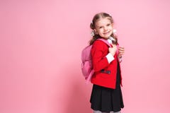Niño con la cartera Muchacha con el bolso de escuela imagen de archivo libre de regalías Niño con la cartera Muchacha con el bolso de escuela imagen de archivo libre de regalías