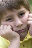 Niño triste Niño triste