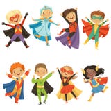 Niños en trajes del super héroe Aislante divertido de los caracteres en el fondo blanco stock de ilustración Niños en trajes del super héroe Aislante divertido de los caracteres en el fondo blanco stock de ilustración