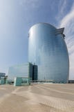 Nowożytny hotelowy drapacz chmur w Barcelona, Hiszpania Obrazy Stock Nowożytny hotelowy drapacz chmur w Barcelona, Hiszpania Obrazy Stock