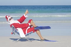 https://thumbs.dreamstime.com/t/noël-du-père-noël-à-la-plage-27723364.jpg