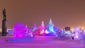 Noël à Moscou ville de glace en Victory Park image libre de droits Noël à Moscou ville de glace en Victory Park image libre de droits