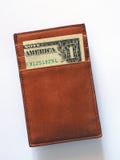 Nur ein Dollarschein in der Karten-Geldbörse Nur ein Dollarschein in der Karten-Geldbörse