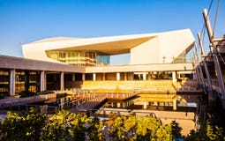 Ny gränsmärke-Shanxi för Taiyuan kultur stor teater royaltyfria foton Ny gränsmärke-Shanxi för Taiyuan kultur stor teater royaltyfria foton