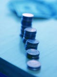 O dinheiro disparou em 2 foto de stock O dinheiro disparou em 2 foto de stock