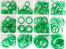 O-Rings στο σύνολο κιβωτίων στοκ φωτογραφία με δικαίωμα ελεύθερης χρήσης O-Rings στο σύνολο κιβωτίων στοκ φωτογραφία με δικαίωμα ελεύθερης χρήσης