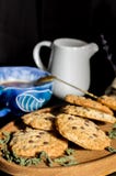 Oatmealkakor med choklad arkivbilder Oatmealkakor med choklad arkivbilder