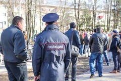 OBNINSK, RUSIA - 26 DE MARZO DE 2017: Piquete contra la corrupción imagenes de archivo OBNINSK, RUSIA - 26 DE MARZO DE 2017: Piquete contra la corrupción imagenes de archivo