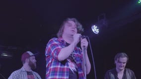 7 octobre 2016, la Russie, Moscou, grondement mauvais de groupe de rock de musique de concert 7 octobre 2016, la Russie, Moscou, grondement mauvais de groupe de rock de musique de concert