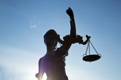 odosobniony sprawiedliwości sylwetki statuy biel zdjęcia stock odosobniony sprawiedliwości sylwetki statuy biel zdjęcia stock