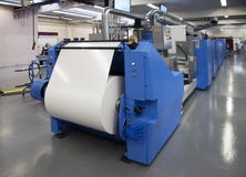 Offset press printing for labels
