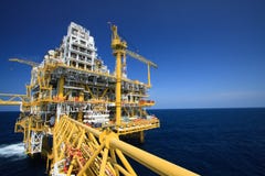 Oil and gas platform in offshore industry, Production process in petroleum industry, Construction plant of oil and gas industry