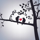 Oiseaux de ressort sur un arbre illustration libre de droits Oiseaux de ressort sur un arbre illustration libre de droits
