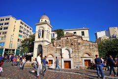 7. OKTOBER 2018 Leute ATHENS, GRIECHENLAND im Quadrat von Monastiraki lizenzfreies stockfoto 7. OKTOBER 2018 Leute ATHENS, GRIECHENLAND im Quadrat von Monastiraki lizenzfreies stockfoto