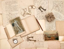 Old letters, vintage accessories, diary and photos from Florence Royalty Free Stock Photos Old letters, vintage accessories, diary and photos from Florence Royalty Free Stock Photos