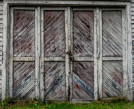 Shed security hinges