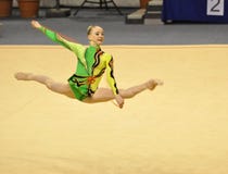 Olga Stryuchkova die bij kabel presteert stock afbeeldingen Olga Stryuchkova die bij kabel presteert stock afbeeldingen