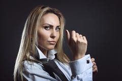 Onderneemster met taaie uitdrukking stock afbeeldingen Onderneemster met taaie uitdrukking stock afbeeldingen