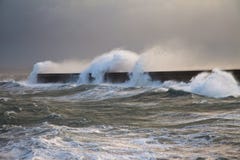 Ondes tombantes en panne images libres de droits Ondes tombantes en panne images libres de droits