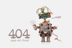 Oops página de 404 erros não encontrada Conceito futurista do robô com penteado do fio bonde Circuita o brinquedo da microplaquet fotos de stock royalty free Oops página de 404 erros não encontrada Conceito futurista do robô com penteado do fio bonde Circuita o brinquedo da microplaquet fotos de stock royalty free