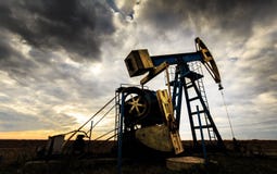 Operating Oil And Gas Well Royalty Free Stock Photo Operating Oil And Gas Well Royalty Free Stock Photo