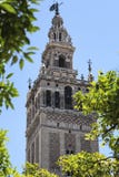Opinião de Sevilha Giralda foto de stock Opinião de Sevilha Giralda foto de stock