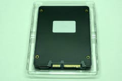 Ordenador portátil de estado sólido del interfaz del icono del SSD de la impulsión foto de archivo libre de regalías Ordenador portátil de estado sólido del interfaz del icono del SSD de la impulsión foto de archivo libre de regalías