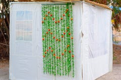 Orthodoxe Joodse Sukka tijdens Sukkot-vakantie in Jeruzalem, Israël Joods festival van Sukkot stock foto's Orthodoxe Joodse Sukka tijdens Sukkot-vakantie in Jeruzalem, Israël Joods festival van Sukkot stock foto's