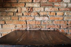 Oud vuil binnenland met bakstenen muur, uitstekende achtergrond Stock Foto's Oud vuil binnenland met bakstenen muur, uitstekende achtergrond Stock Foto's