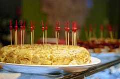 Омлет испанский tortilla Pinchos и тапы стоковое фото rf Омлет испанский tortilla Pinchos и тапы стоковое фото rf
